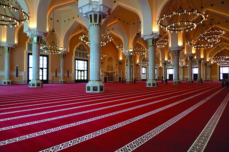 Combining Tradition and Modernity in Mosque Carpet Design